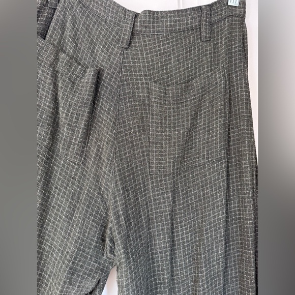 Christy Dawn Green Crop Pants - Picture 4 of 7